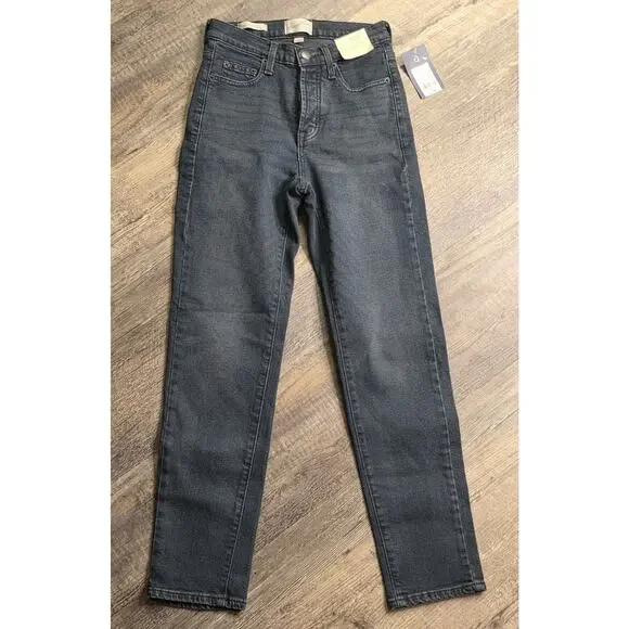 NWT Women's Universal Thread Size 2 Mid Rise 80's Slim Fit Comfort Stretch Jeans - Picture 1 of 7